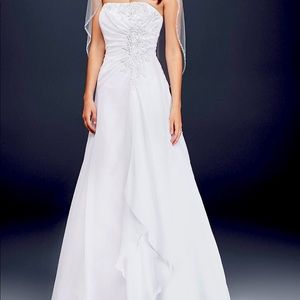 David’s bridal strapless wedding dress